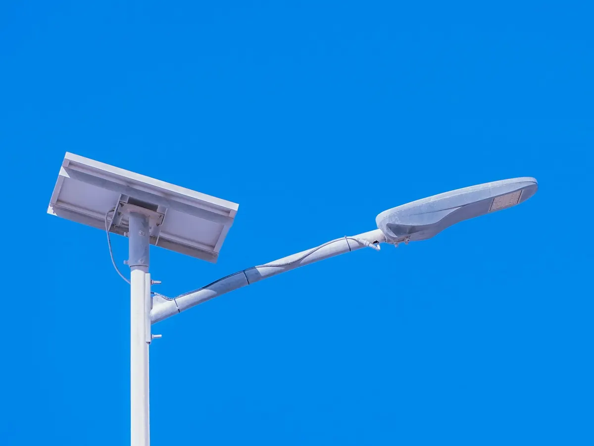 Lampadaires solaires tout-en-un
